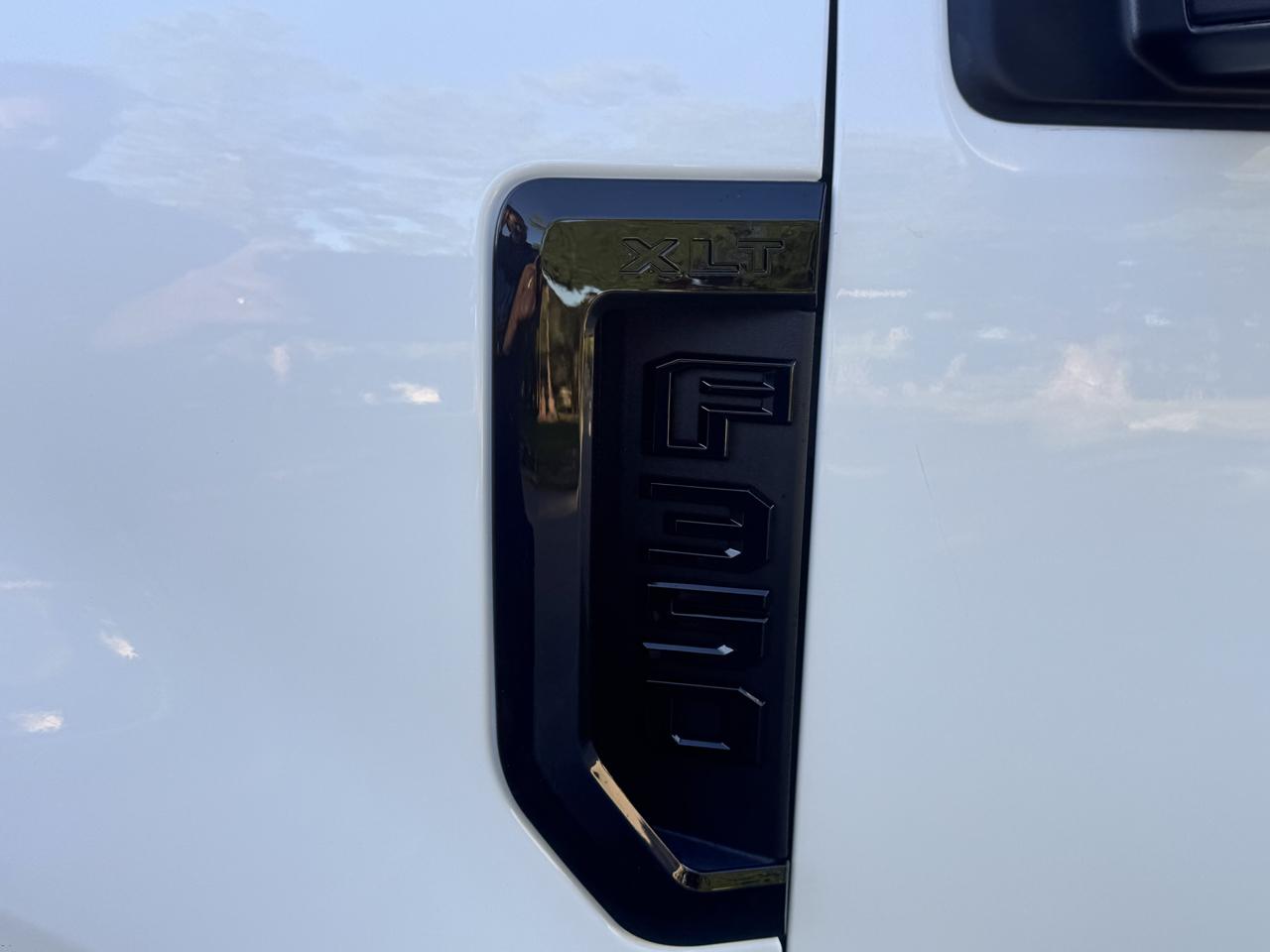 Ford Super Duty F-350 SRW  2022