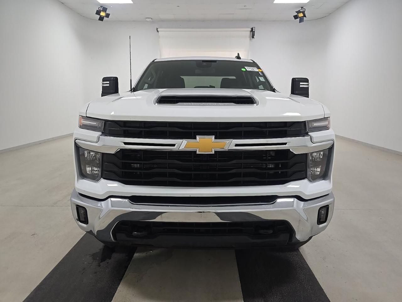 Chevrolet Silverado 2500HD 4WD Crew Cab 159" LT 2025