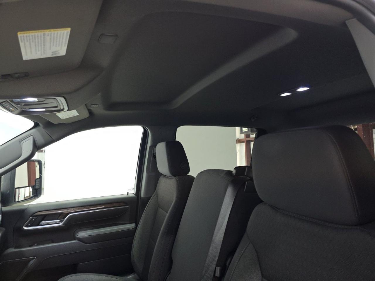 Chevrolet Silverado 2500HD 4WD Crew Cab 159" LT 2025