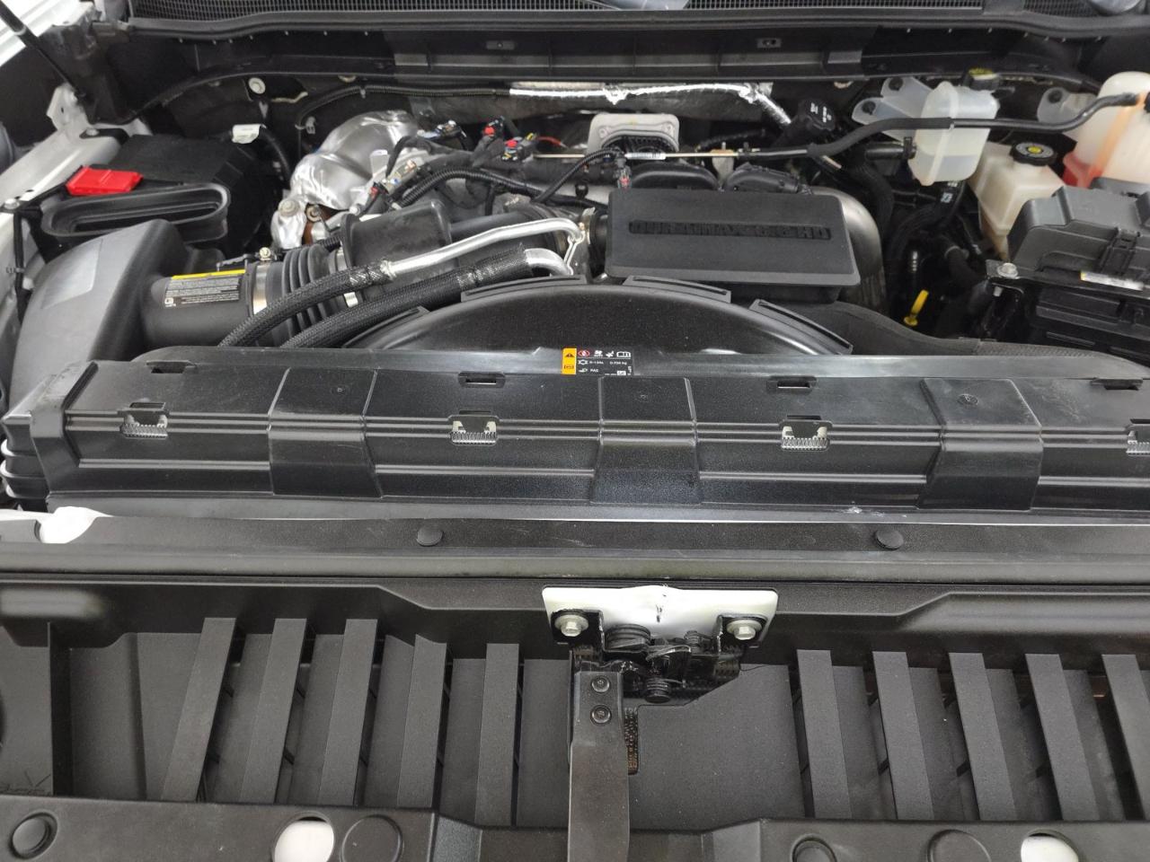 Chevrolet Silverado 2500HD 4WD Crew Cab 159" LT 2025