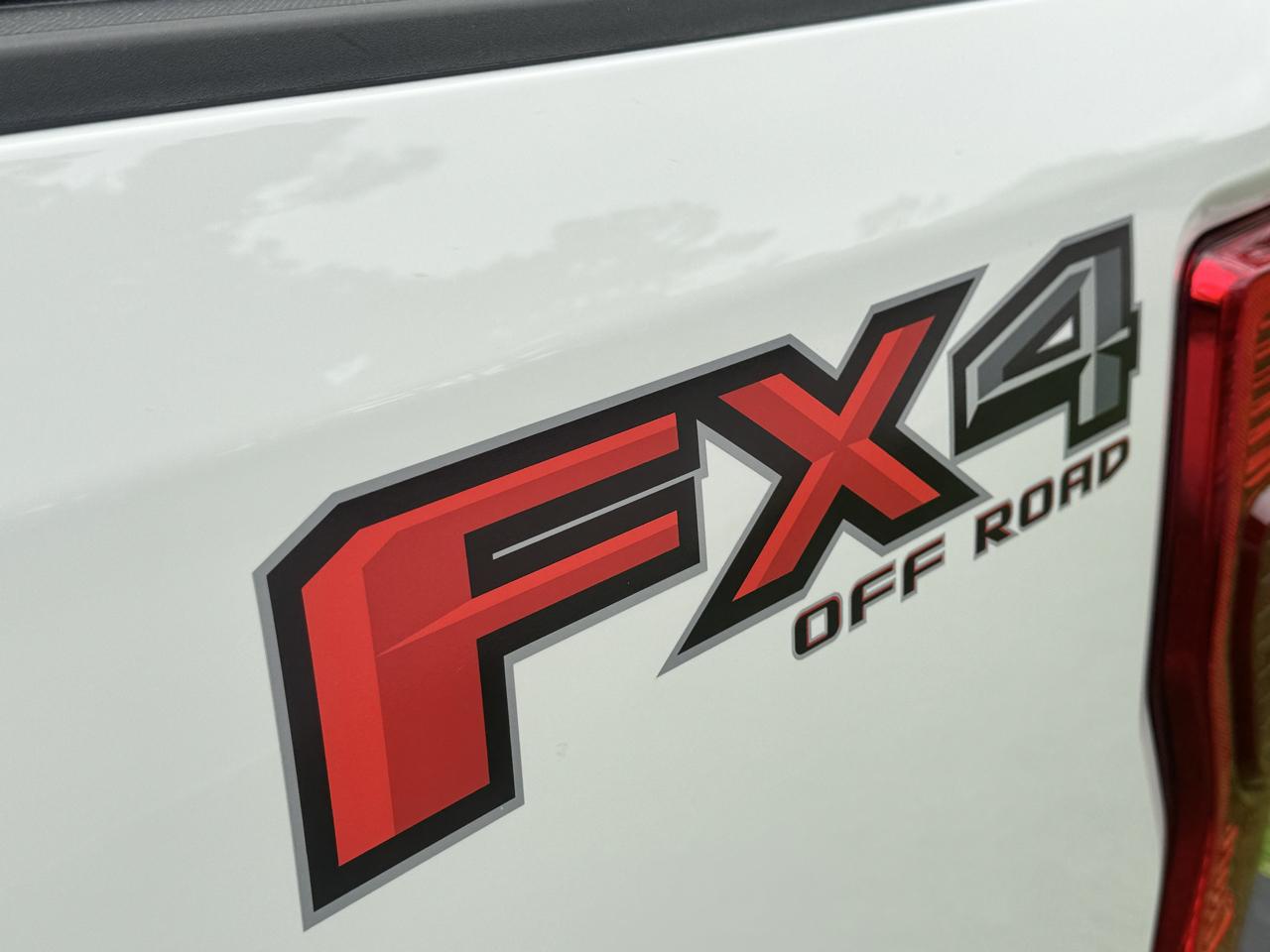 Ford Super Duty F-250 SRW  2021