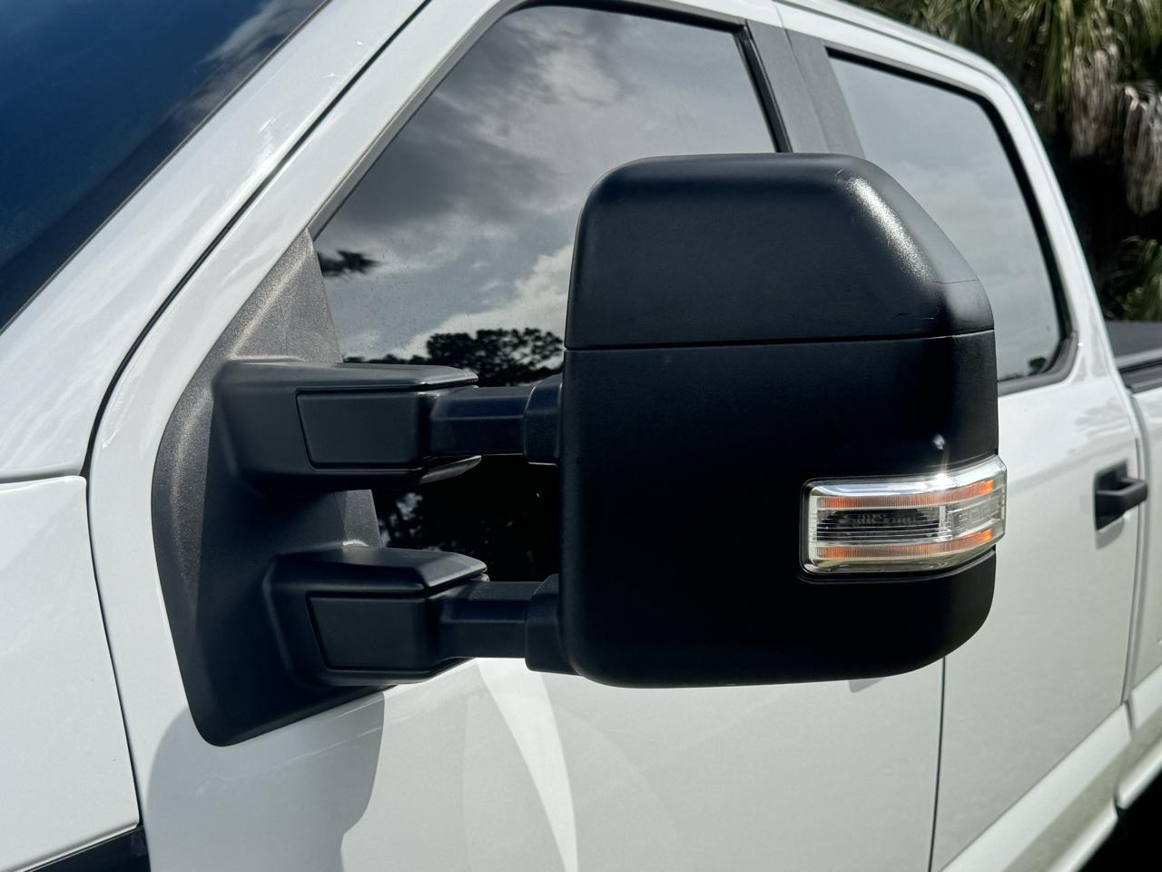 Ford Super Duty F-250 SRW XLT 4WD Crew Cab 8' Box 2022