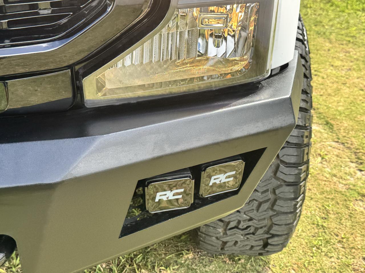 Ford Super Duty F-250 SRW XLT 4WD Crew Cab 8' Box 2022