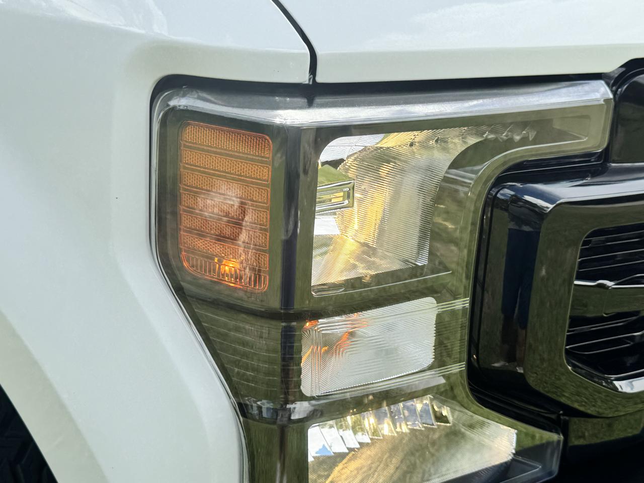 Ford Super Duty F-250 SRW XLT 4WD Crew Cab 8' Box 2022