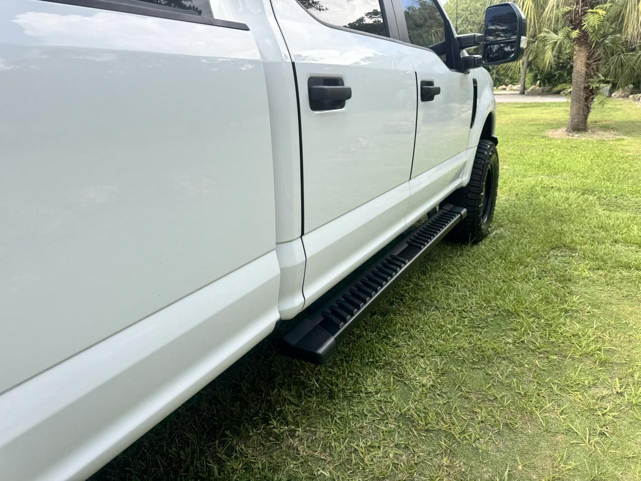 Ford Super Duty F-250 SRW XLT 4WD Crew Cab 8' Box 2022