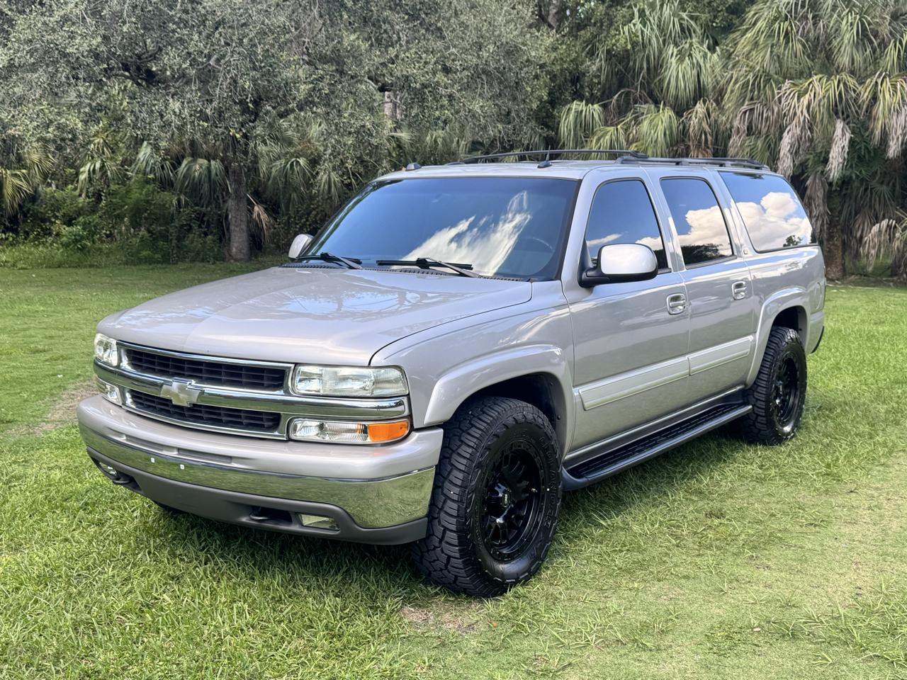 Chevrolet Suburban 4dr 1500 4WD LT 2005