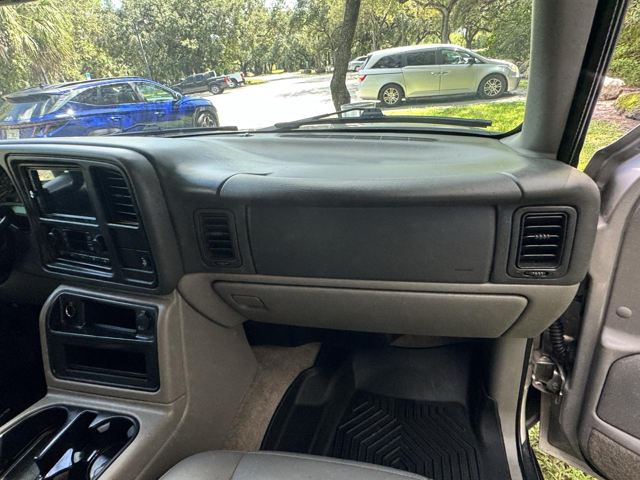 Chevrolet Suburban 4dr 1500 4WD LT 2005