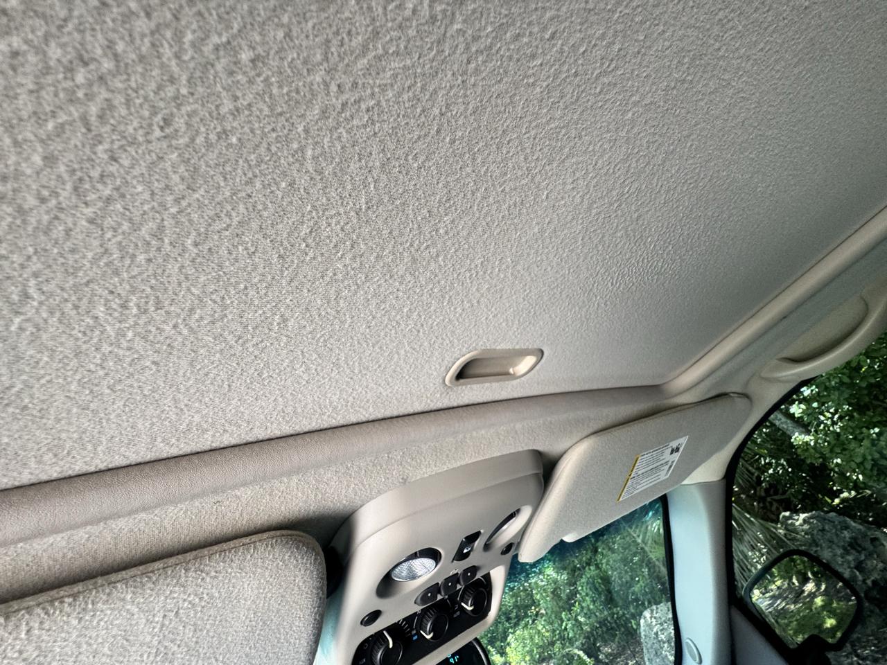 Chevrolet Suburban 4dr 1500 4WD LT 2005
