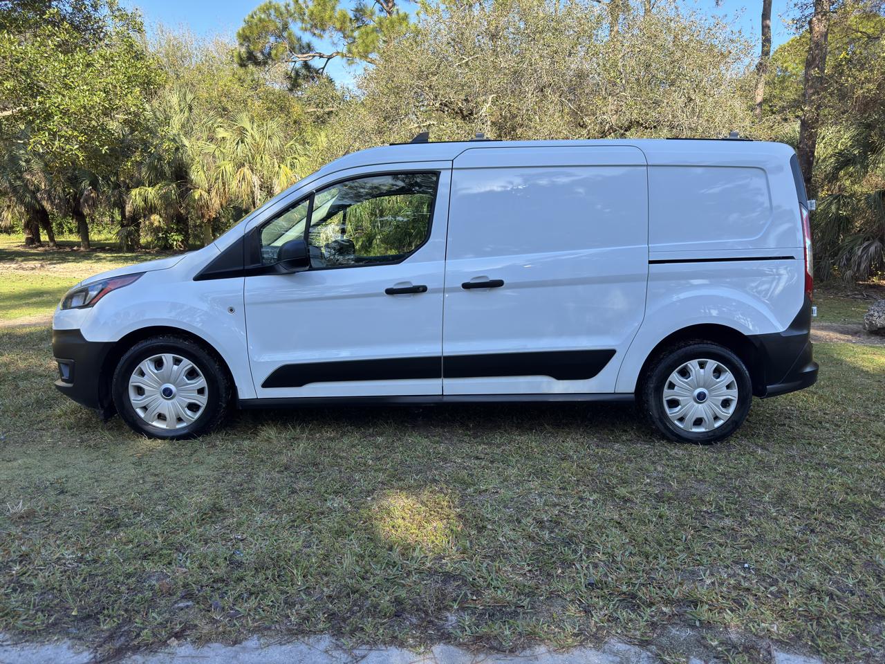 Ford Transit Connect Van XLT LWB w/Rear Symmetrical Doors 2022