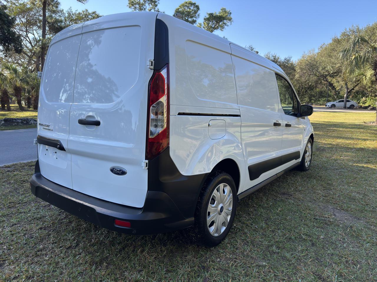 Ford Transit Connect Van XLT LWB w/Rear Symmetrical Doors 2022