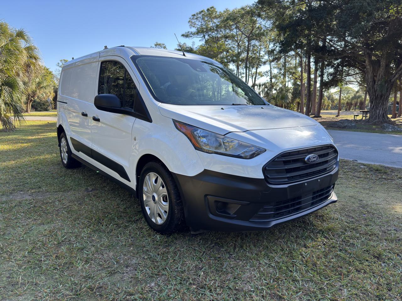 Ford Transit Connect Van XLT LWB w/Rear Symmetrical Doors 2022