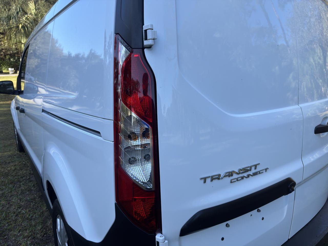 Ford Transit Connect Van XLT LWB w/Rear Symmetrical Doors 2022