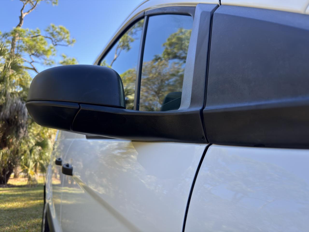Ford Transit Connect Van XLT LWB w/Rear Symmetrical Doors 2022