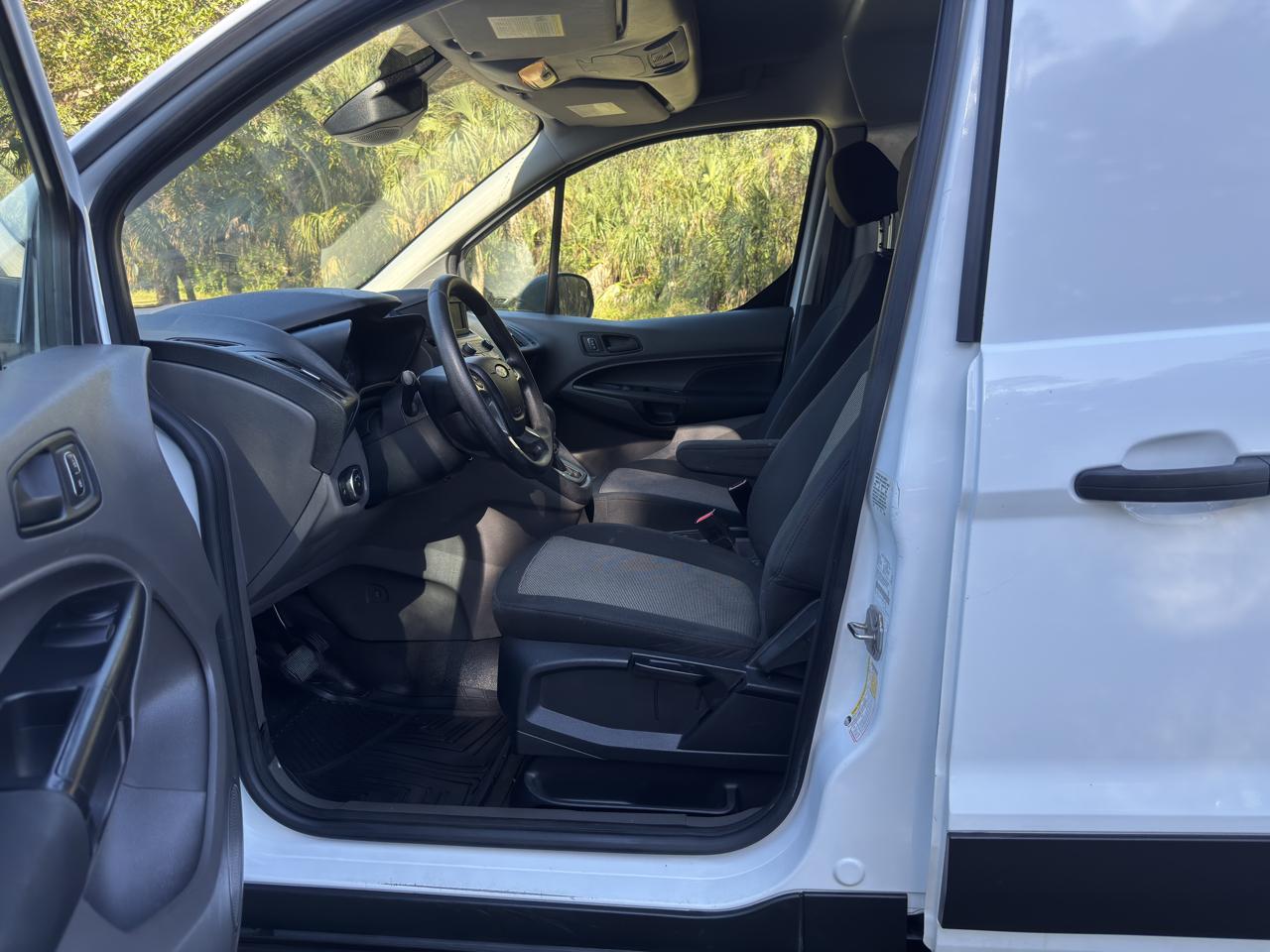 Ford Transit Connect Van XLT LWB w/Rear Symmetrical Doors 2022