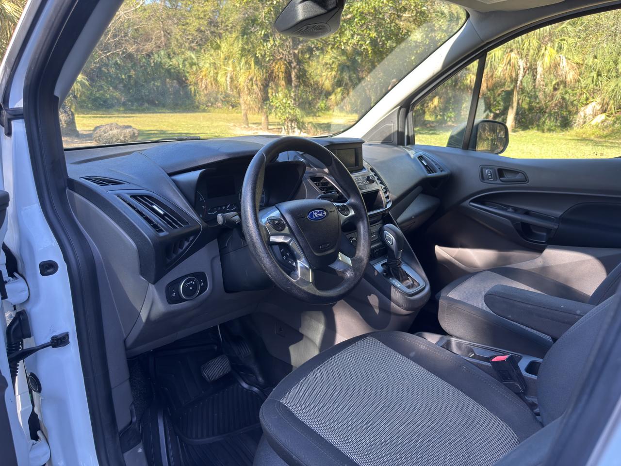 Ford Transit Connect Van XLT LWB w/Rear Symmetrical Doors 2022