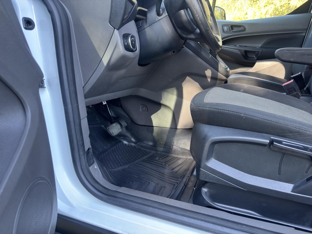 Ford Transit Connect Van XLT LWB w/Rear Symmetrical Doors 2022