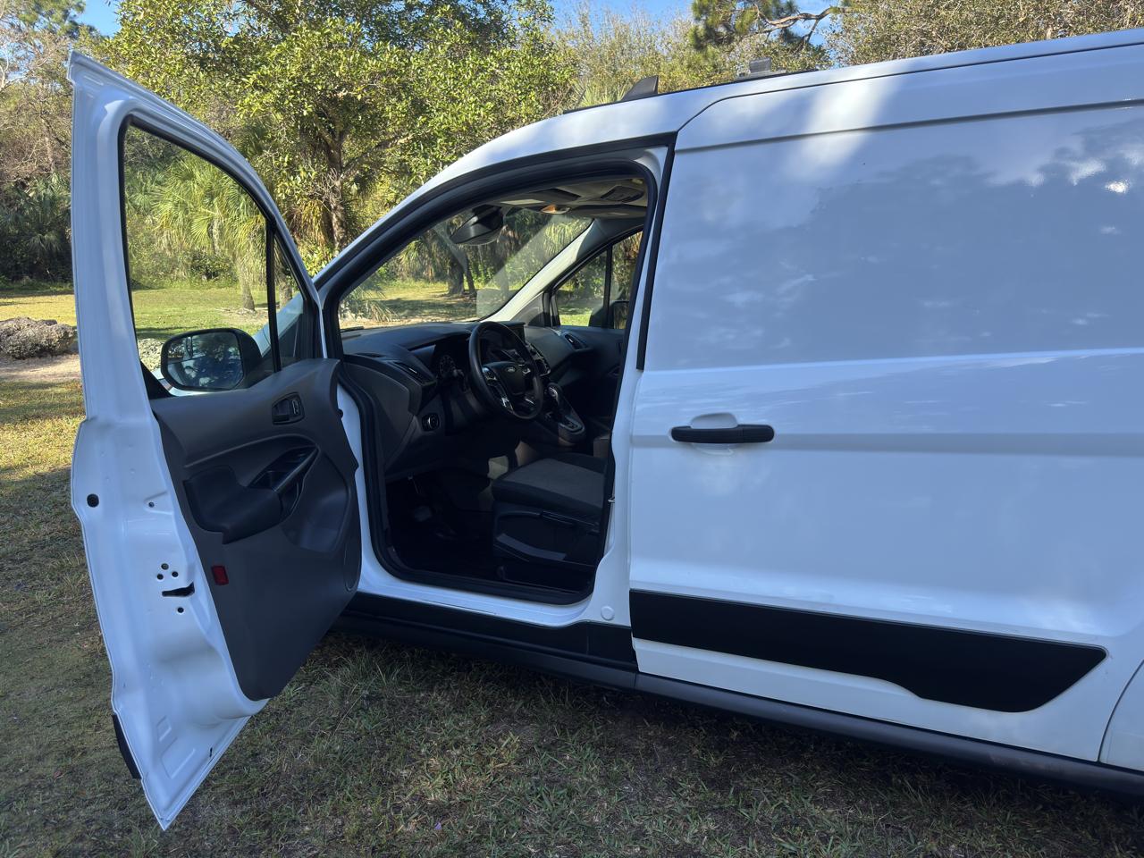 Ford Transit Connect Van XLT LWB w/Rear Symmetrical Doors 2022