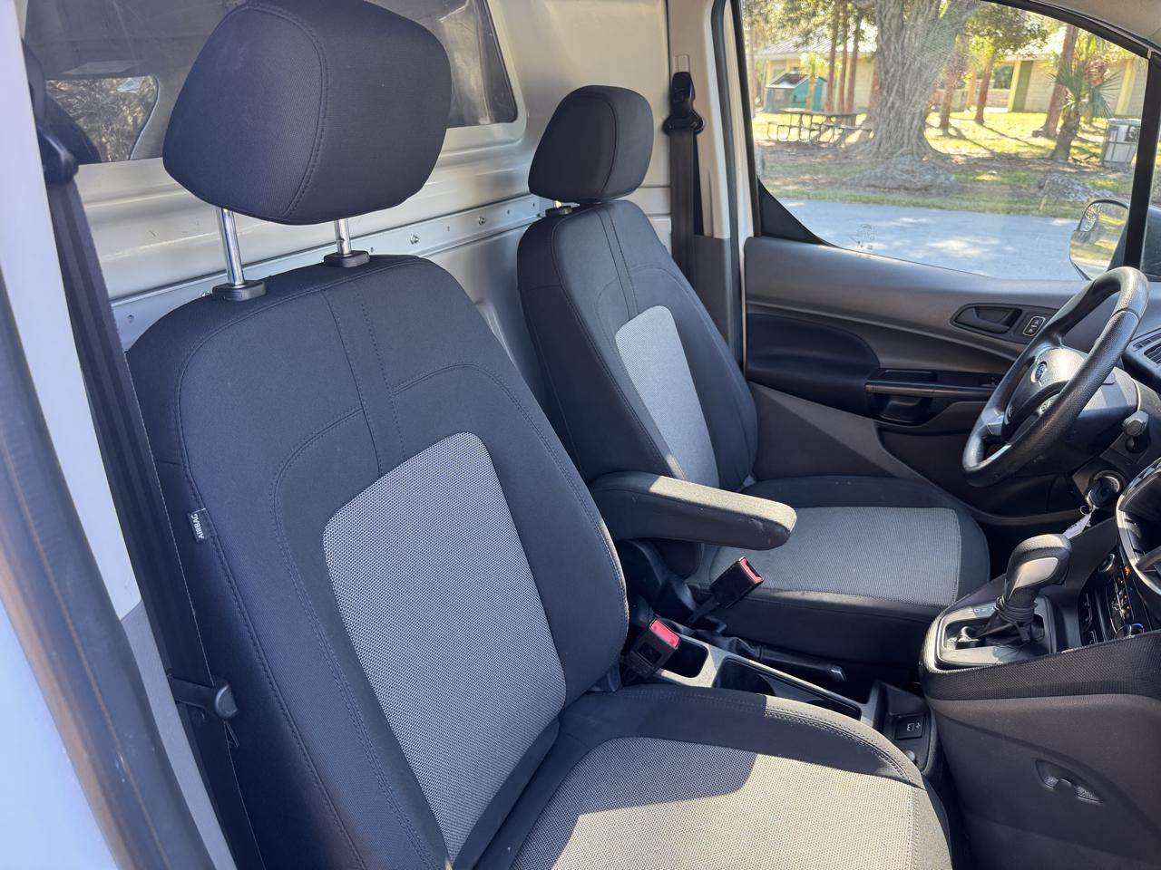 Ford Transit Connect Van XLT LWB w/Rear Symmetrical Doors 2022