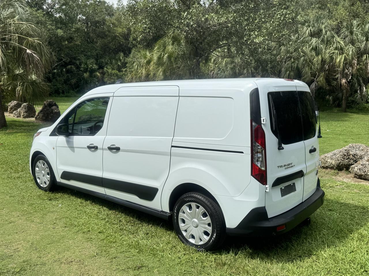 Ford Transit Connect Van XLT LWB w/Rear Symmetrical Doors 2022