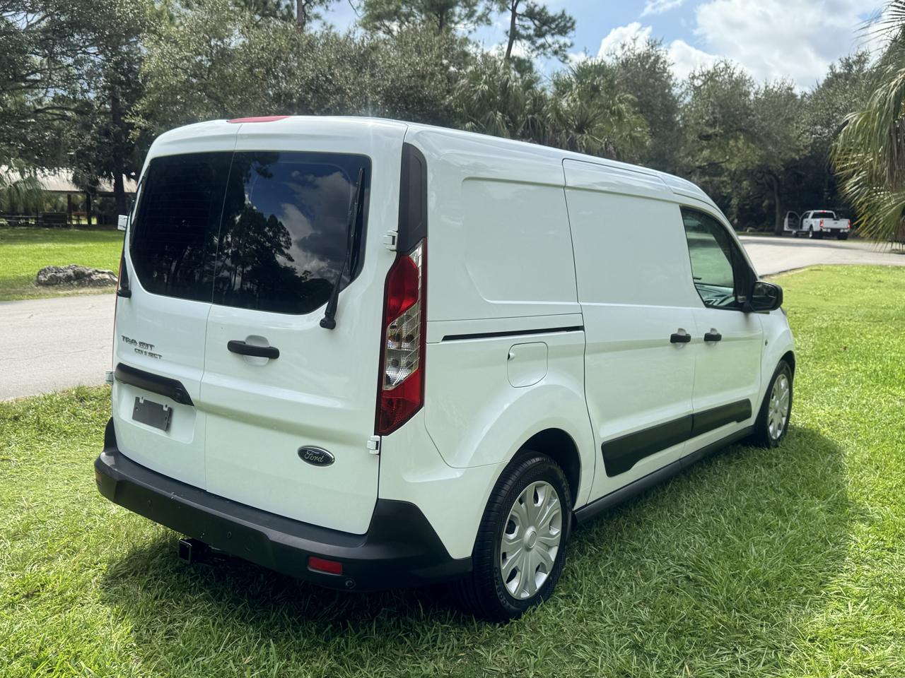 Ford Transit Connect Van XLT LWB w/Rear Symmetrical Doors 2022