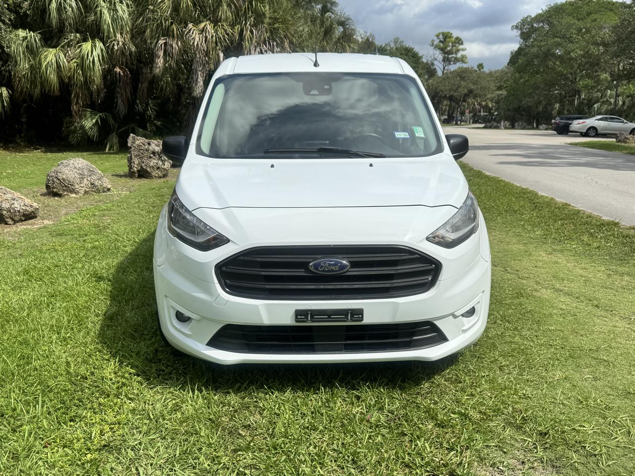 Ford Transit Connect Van XLT LWB w/Rear Symmetrical Doors 2022