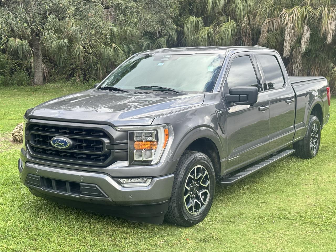 Ford F-150 XLT 2WD SuperCrew 6.5' Box 2021