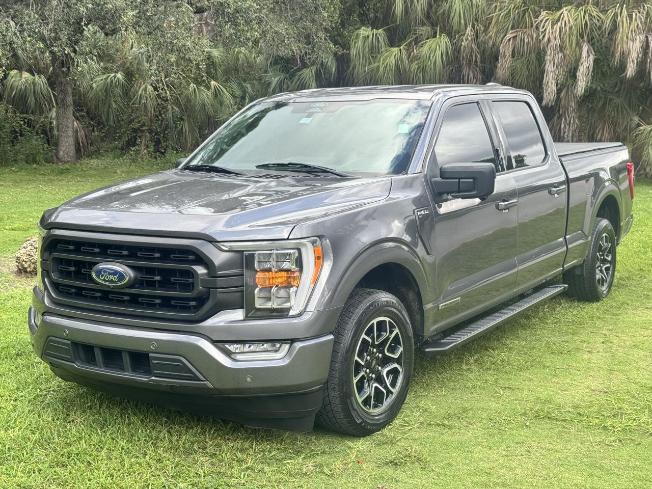 Ford F-150 XLT 2WD SuperCrew 6.5' Box 2021