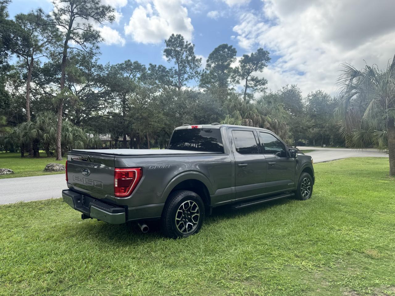 Ford F-150 XLT 2WD SuperCrew 6.5' Box 2021