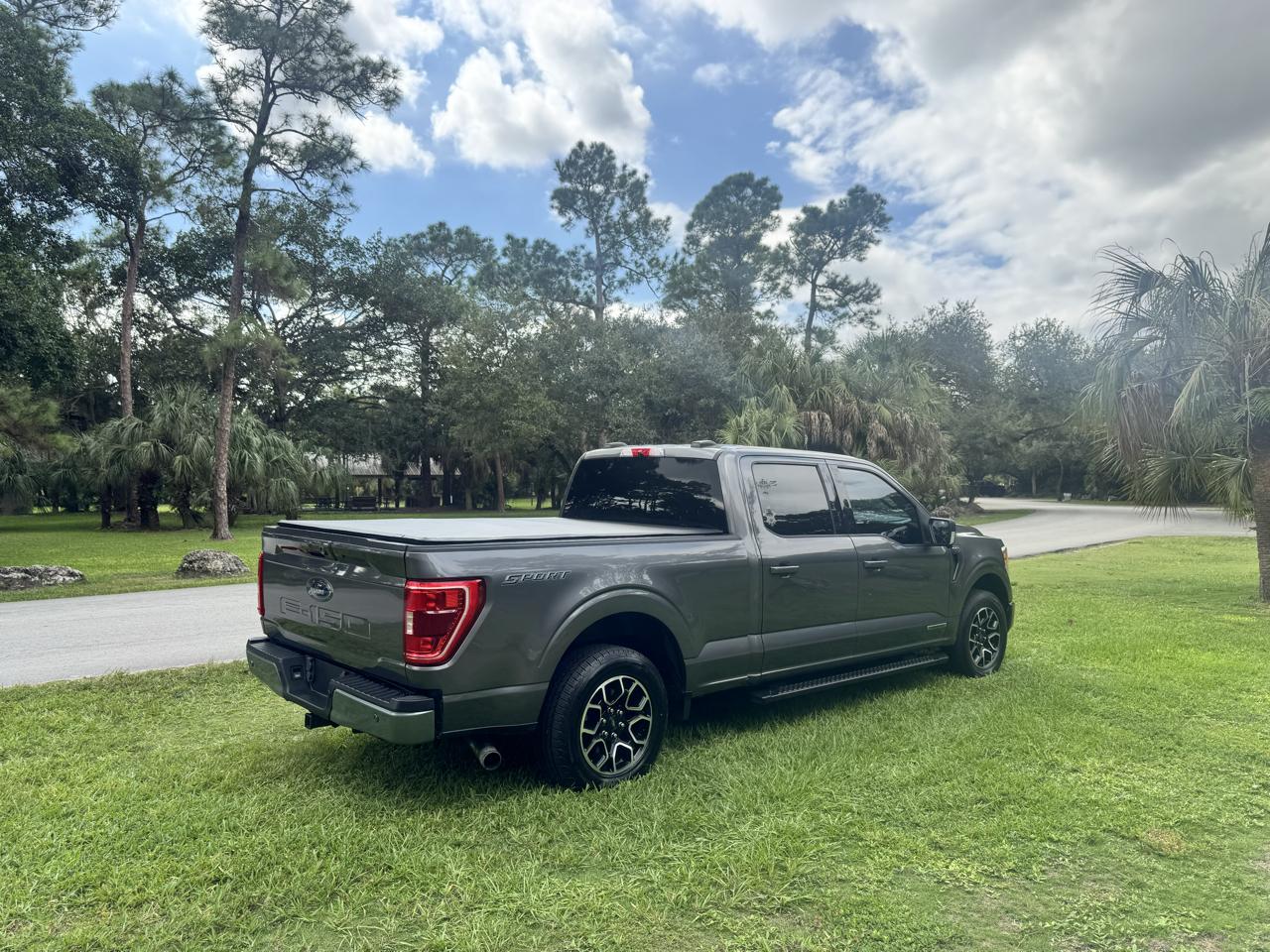 Ford F-150 XLT 2WD SuperCrew 6.5' Box 2021