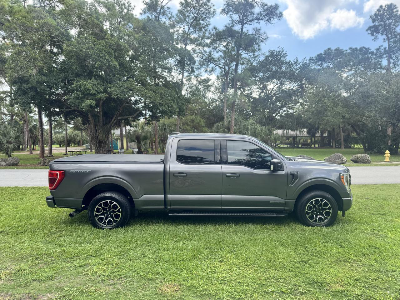 Ford F-150 XLT 2WD SuperCrew 6.5' Box 2021