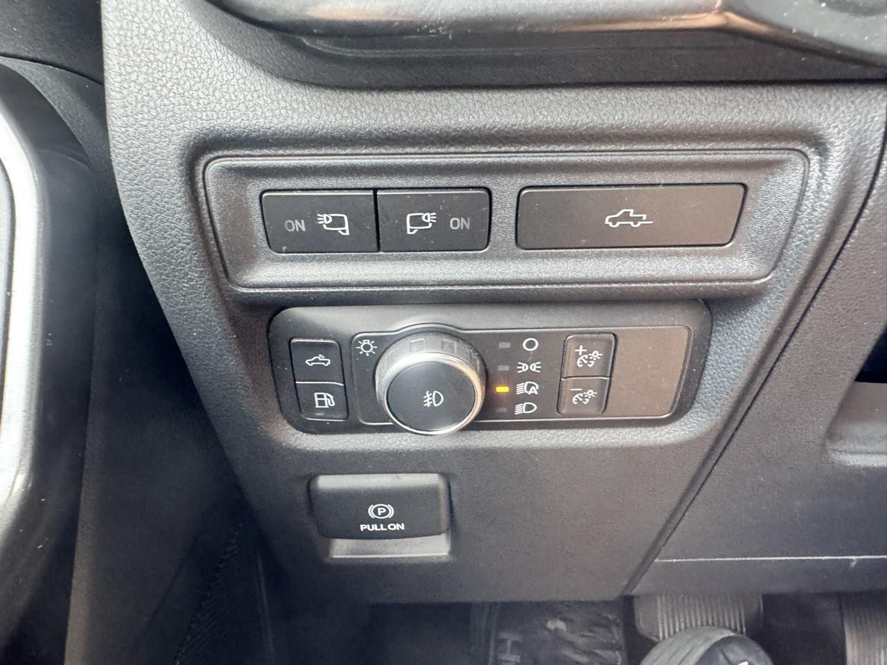 Ford F-150 XLT 2WD SuperCrew 6.5' Box 2021