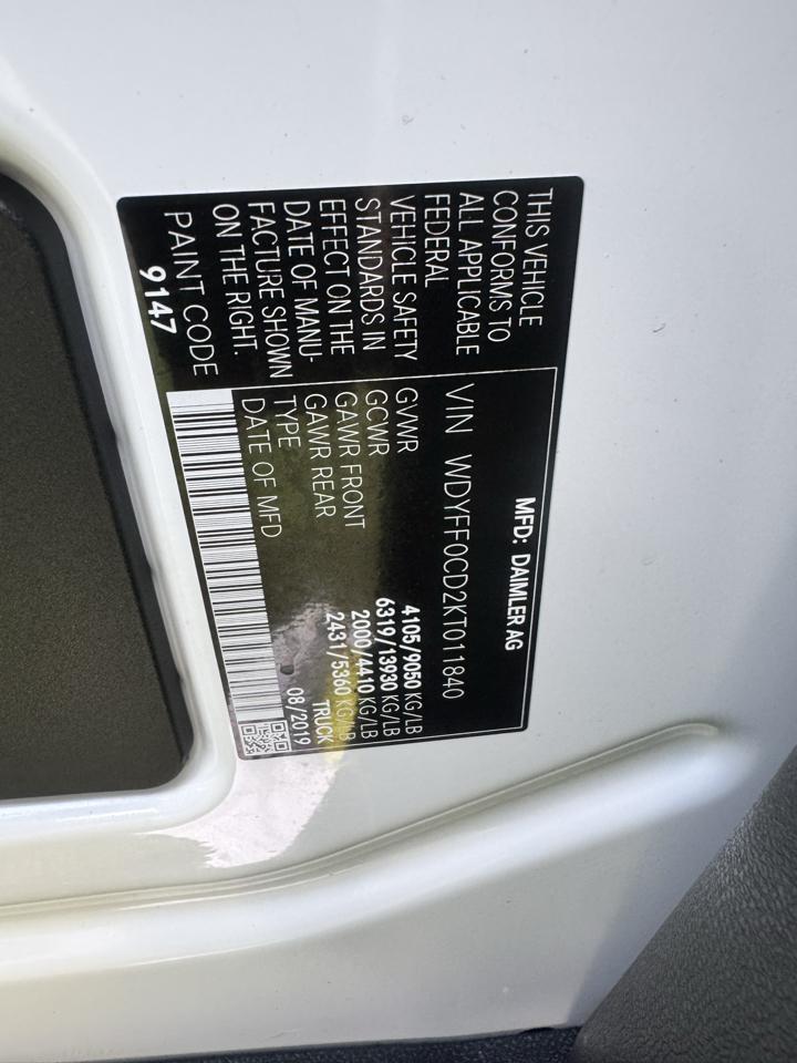 Freightliner Sprinter Cargo Van 2500 Standard Roof V6 144" 4WD 2019