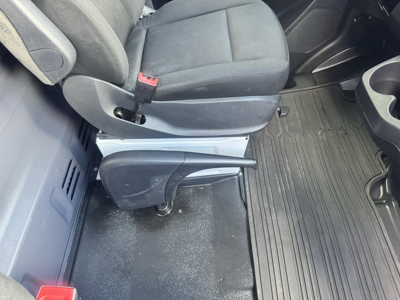 Freightliner Sprinter Cargo Van 2500 Standard Roof V6 144" 4WD 2019