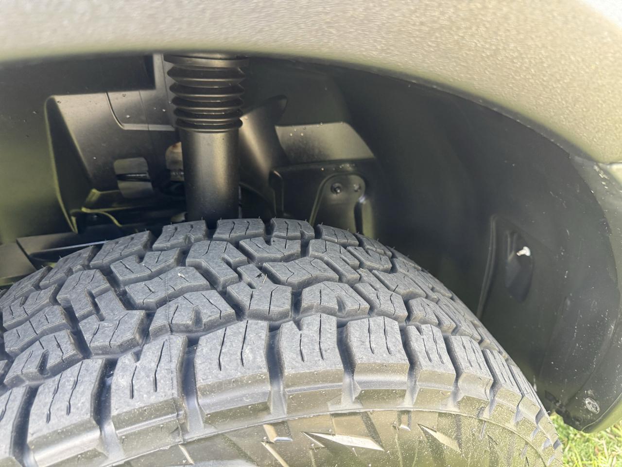 Freightliner Sprinter Cargo Van 2500 Standard Roof V6 144" 4WD 2019