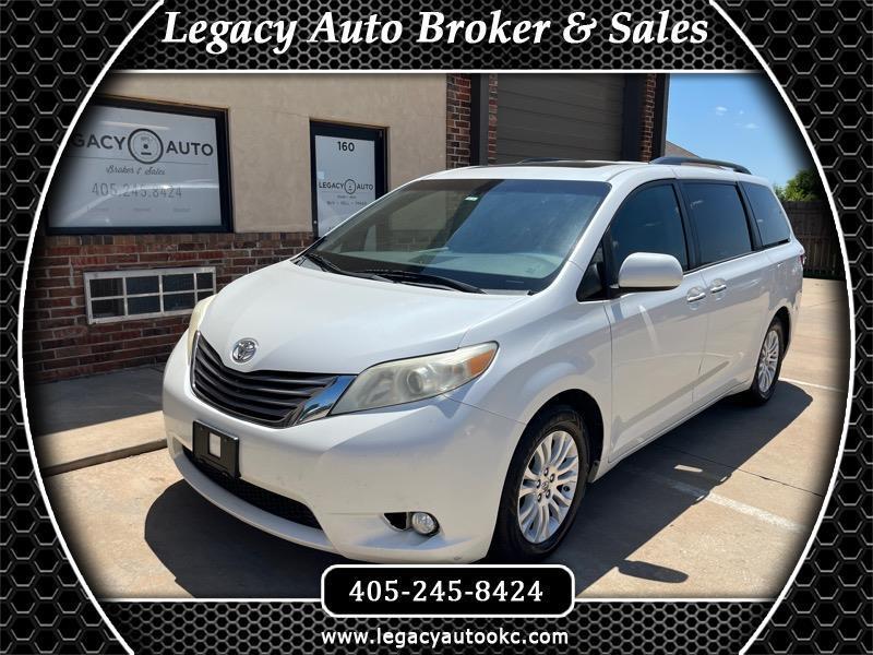 2015 Toyota Sienna 5dr XLE FWD (Natl)