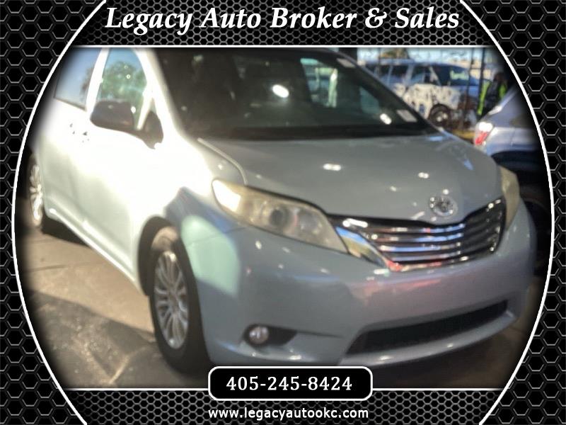 2016 Toyota Sienna XLE FWD 8-Passenger V6