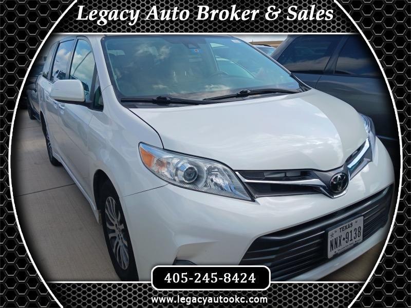 2020 Toyota Sienna XLE