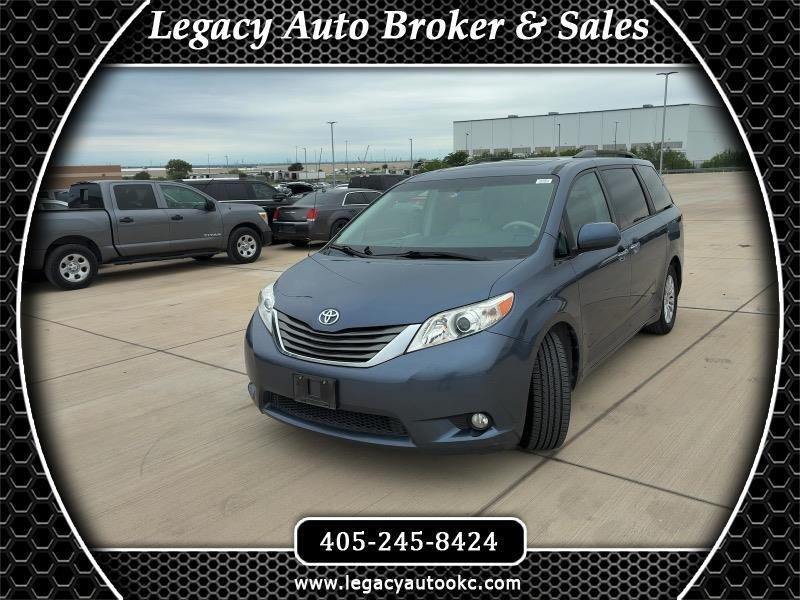 2014 Toyota Sienna XLE FWD 8-Passenger V6