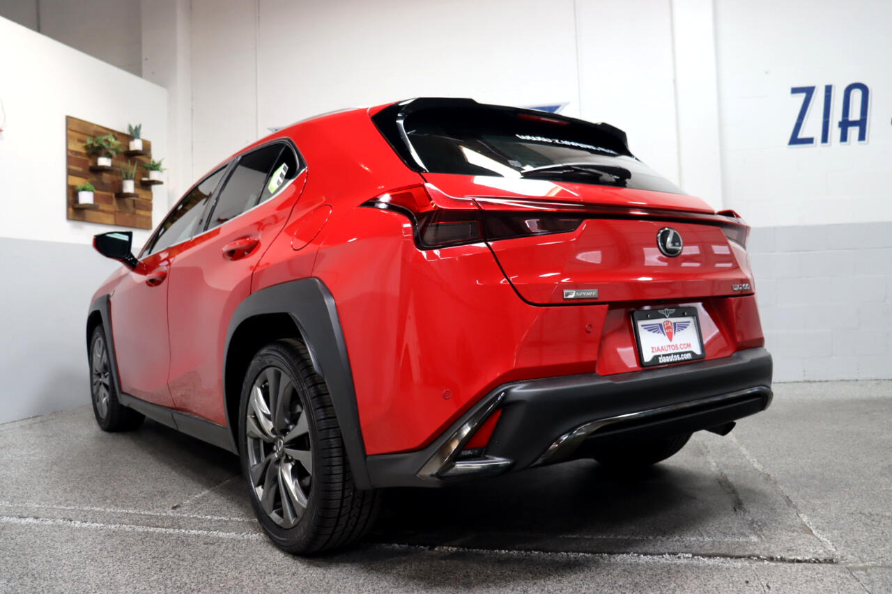 2021 Lexus UX 200 F SPORT photo 3
