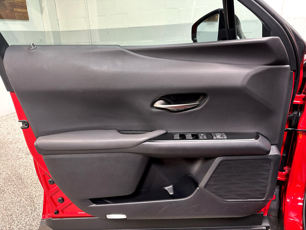 2021 Lexus UX 200 F SPORT photo 12