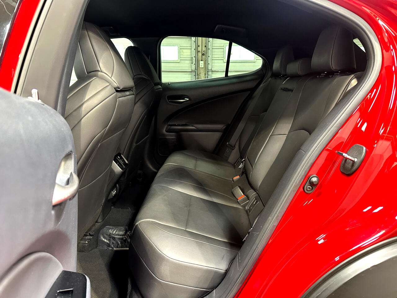 2021 Lexus UX 200 F SPORT photo 14