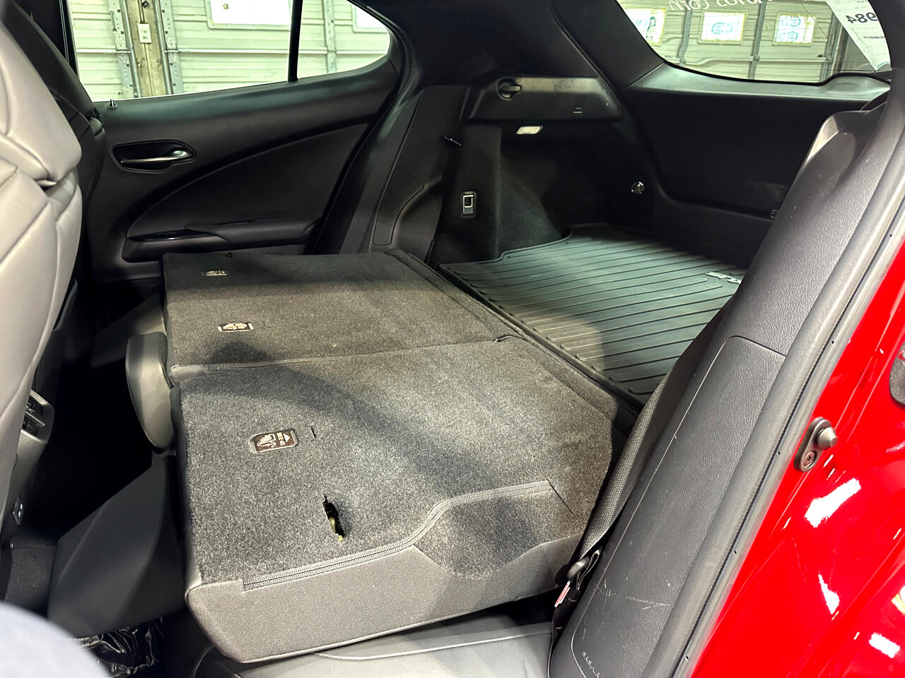 2021 Lexus UX 200 F SPORT photo 15