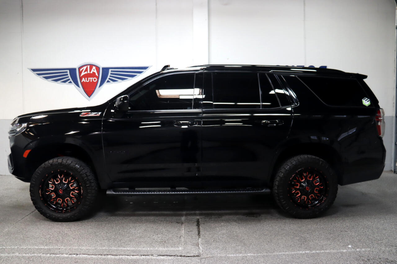 2021 Chevrolet Tahoe Z71 photo 2