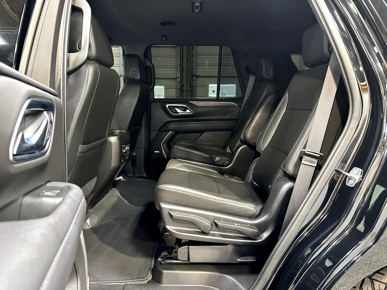 2021 Chevrolet Tahoe Z71 photo 14