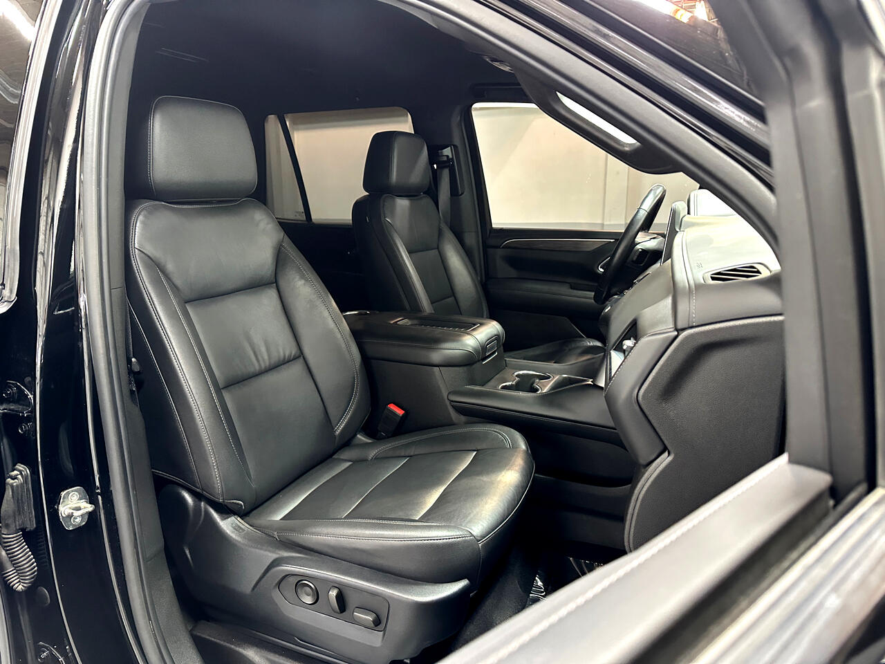 2021 Chevrolet Tahoe Z71 photo 20