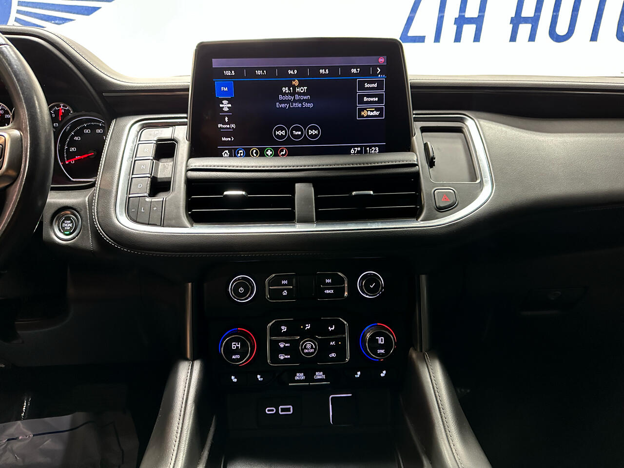 2021 Chevrolet Tahoe Z71 photo 37