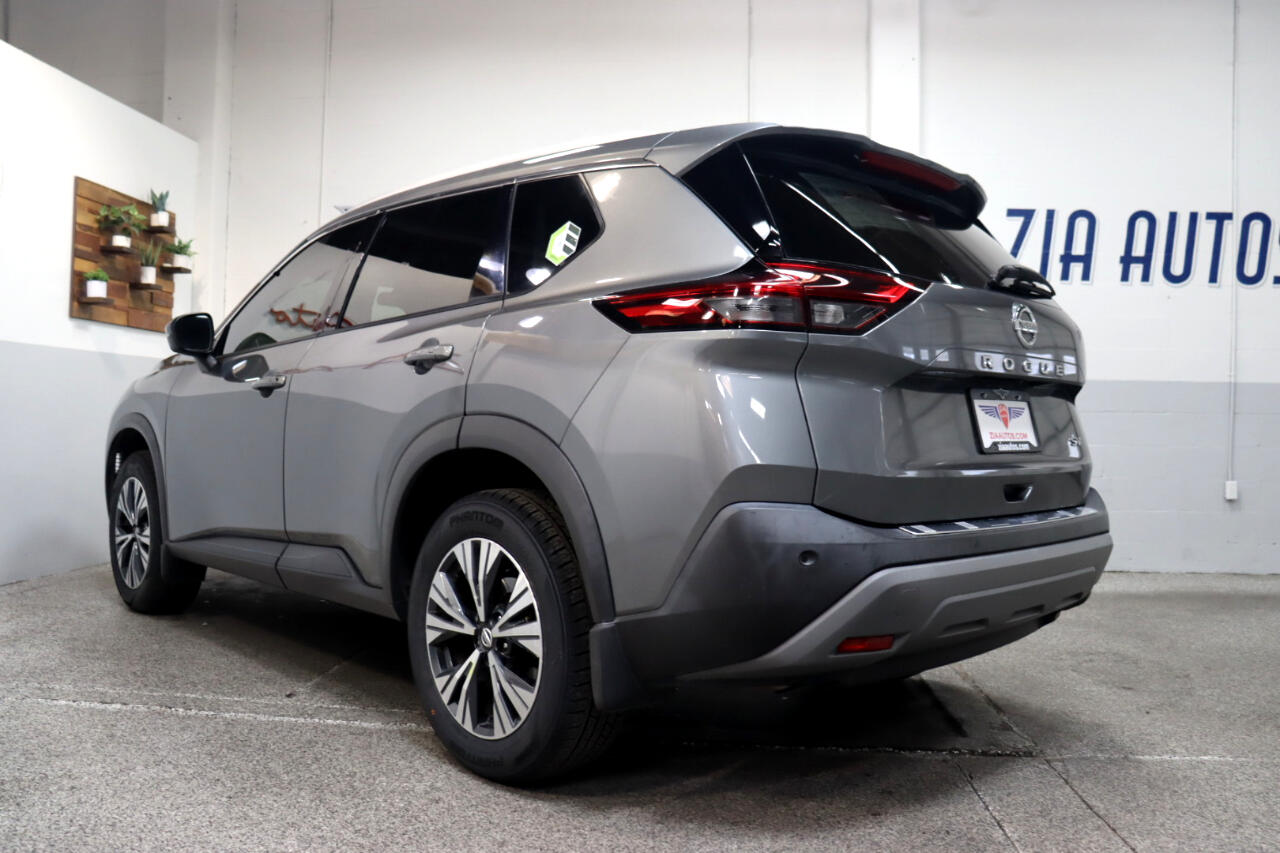2021 Nissan Rogue SV photo 3