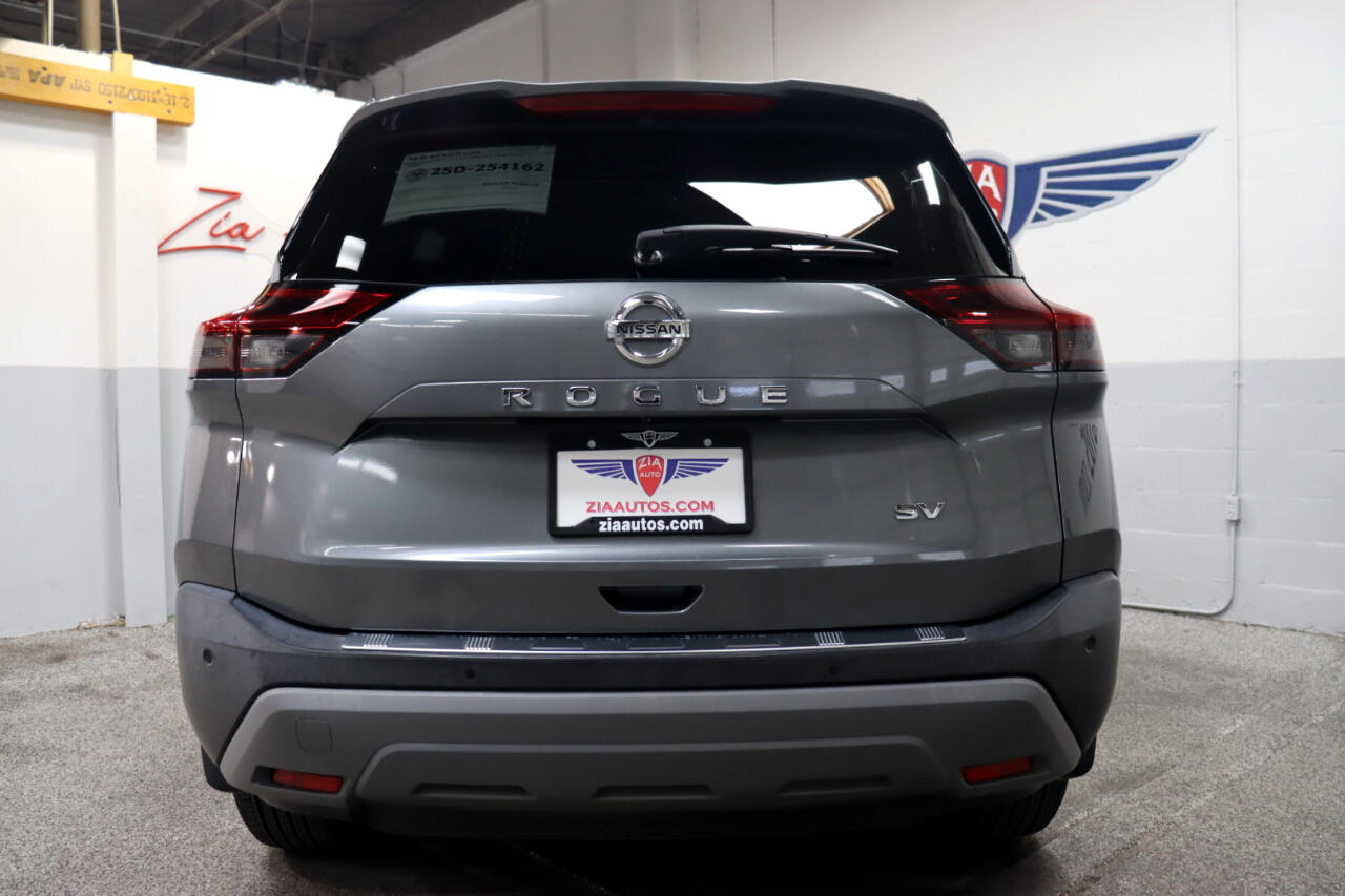 2021 Nissan Rogue SV photo 4