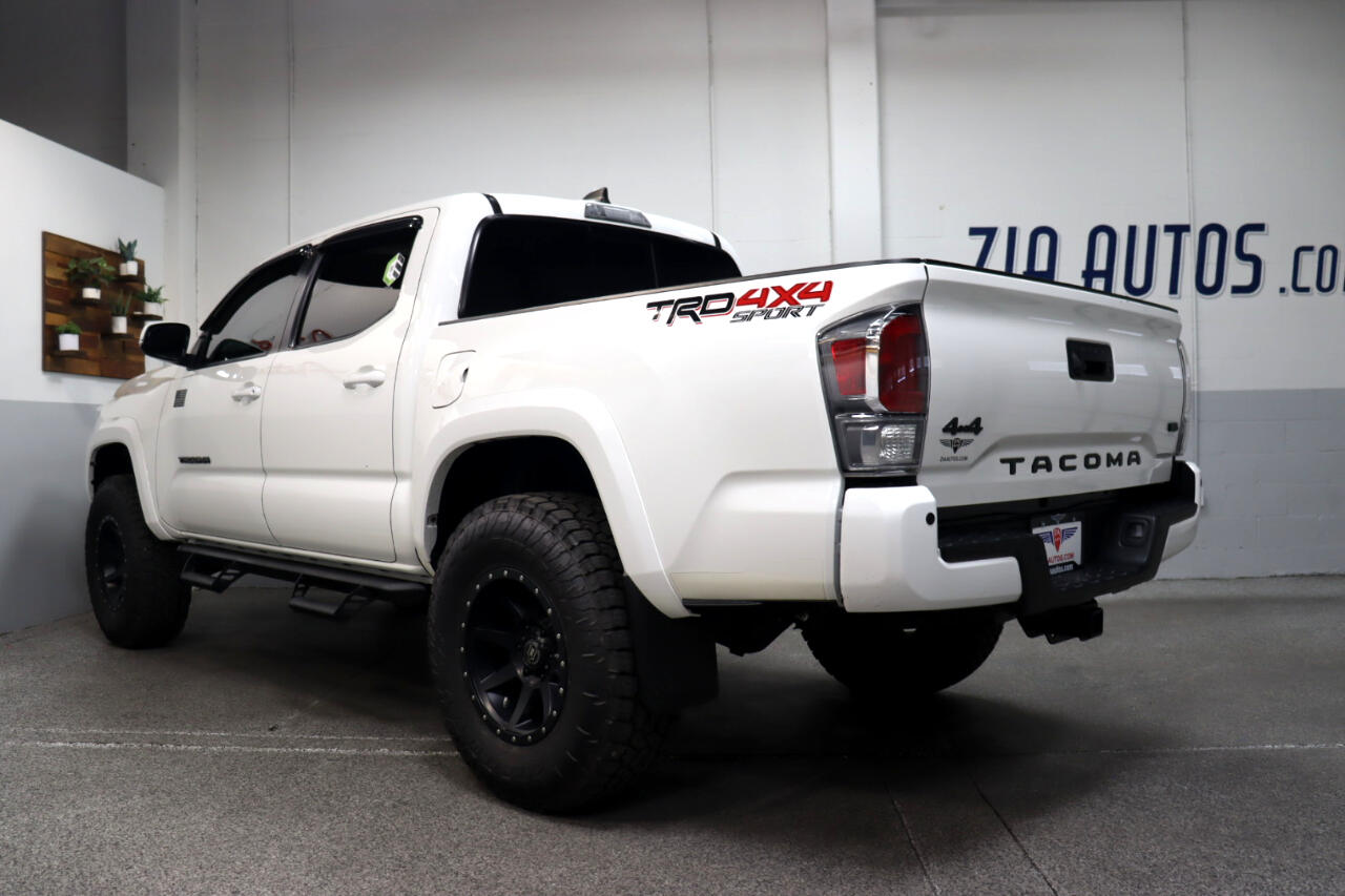 2021 Toyota Tacoma TRD Sport Double Cab V6 photo 3