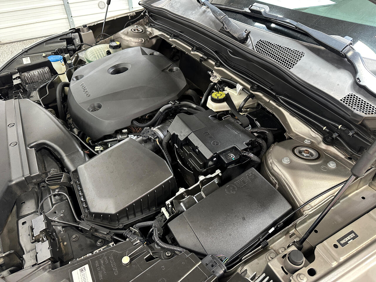 2022 Volvo XC40 Momentum photo 54